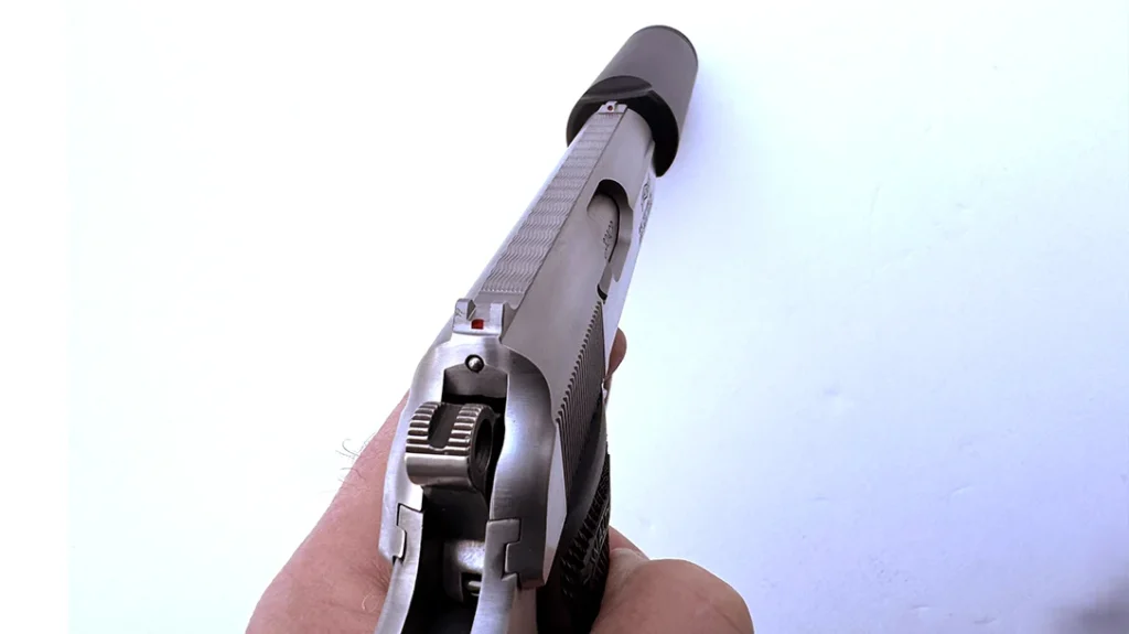 The front sight was just a fraction of an inch below the faux-suppressor tube when maintaining a proper sight picture.