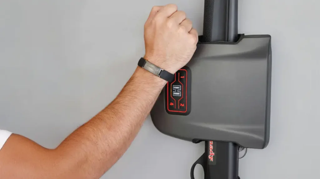 The RAPiD Safe Shotgun Wall Lock uses an RFID system.