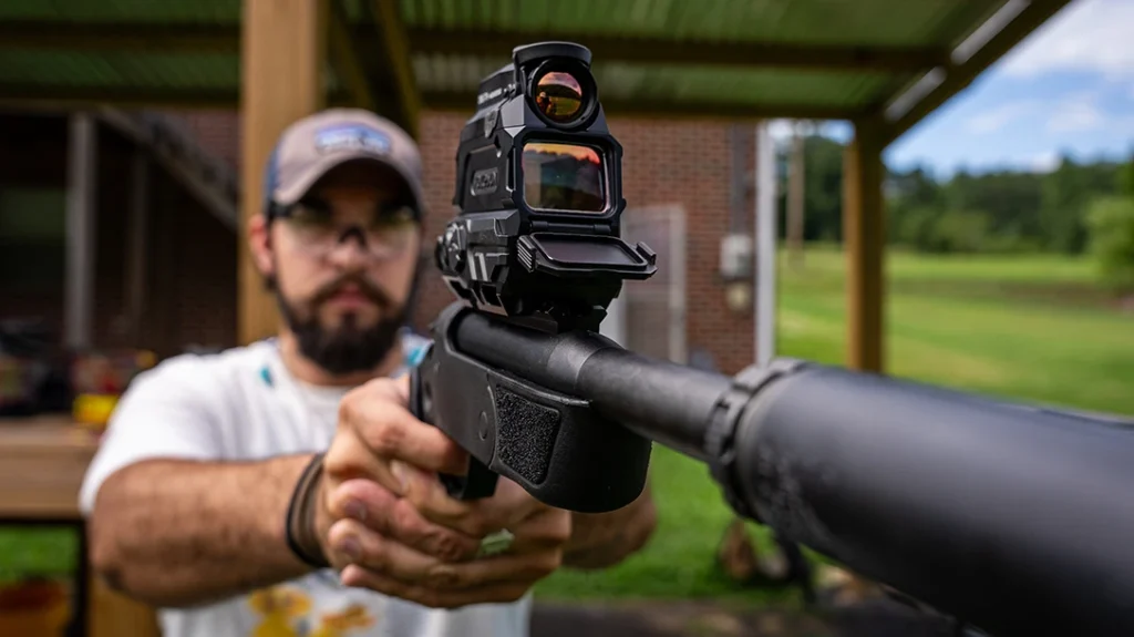 The Holosun DRS-TH optic can operate as a red dot only, a thermal optic only, or as a red dot sight with a thermal overlay.