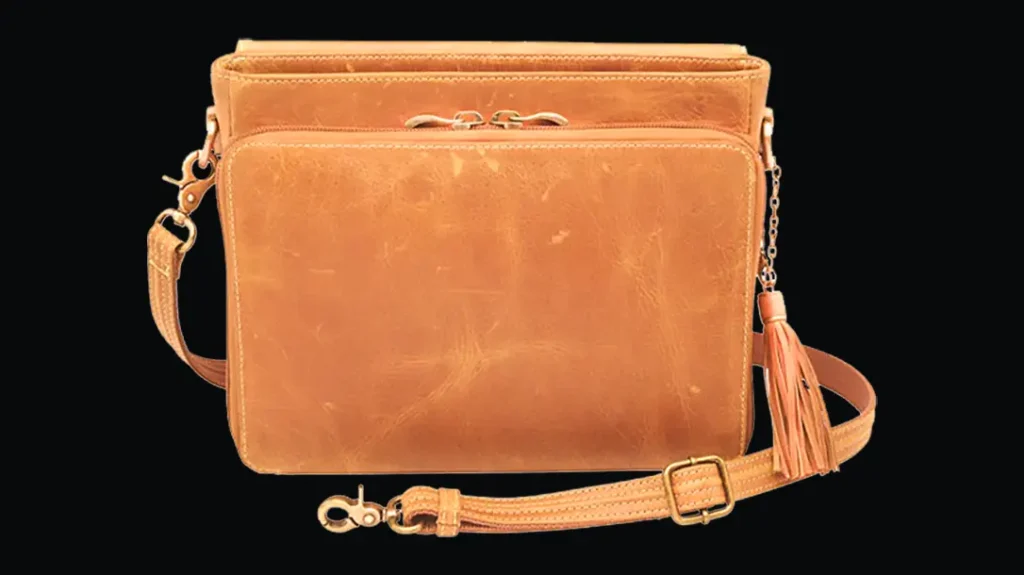 New Classic Clutch &ndash; From Gun Tote&rsquo;n Mamas 